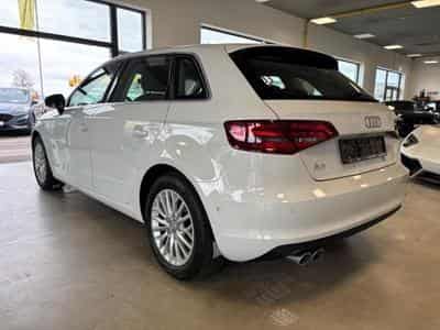 Audi A3 Sportback ambiente (2015) - Photo 5