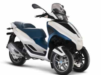 Piaggio MP3 300 Yourban LT (2011) - Photo 1