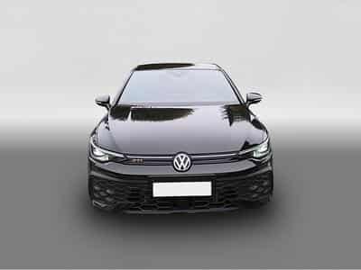 VW Golf (2024) - Photo 2