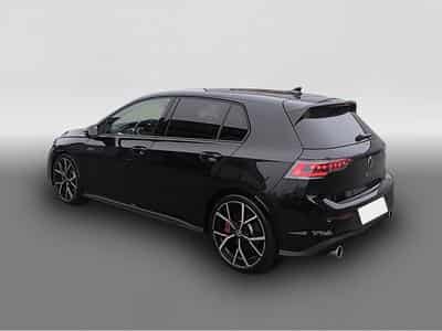 VW Golf (2024) - Photo 5