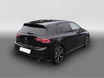 VW Golf (2024) - Photo 6