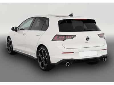 VW Golf (2026) - Photo 3