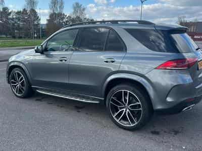 Mercedes GLE 400 AMG Line (2021) - Foto 1