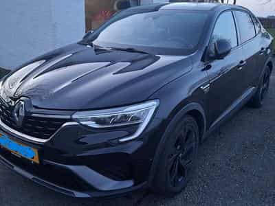 Renault Arkana RSLine (2023) - Photo 1