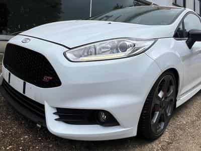Ford Fiesta Fiesta ST 180 (2016) - Photo 3