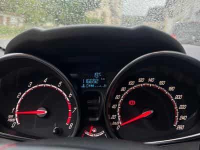 Ford Fiesta Fiesta ST 180 (2016) - Photo 13