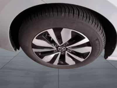 VW Golf Life goal 1.5 eTSI 150CV DSG ** Attelage ** Caméra ** (2025) - Photo 4