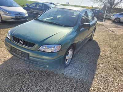 Opel Astra 16I16V (1999) - Photo 1