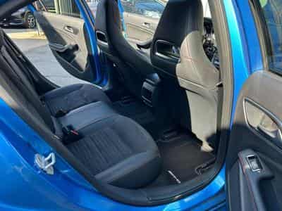 Mercedes A 220 184CV 7G-TRONIC 4 MATIC 3XAMG PANORAMA (2016) - Foto 4