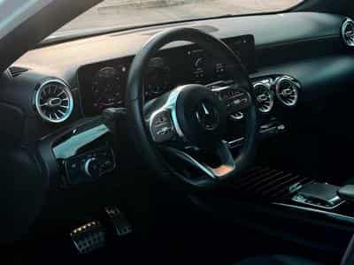 Mercedes A 200 AMG Line (2018) - Foto 3