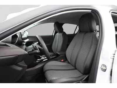 Peugeot 208 (2025) - Photo 8