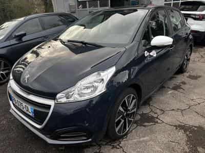 Peugeot 208 1.2 essence LIKE (2019) - Photo 1