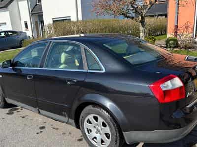 Audi A4 (2002) - Photo 1