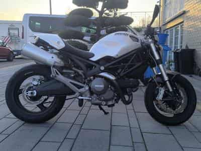 Ducati Monster Monster 696 (2008) - Foto 1