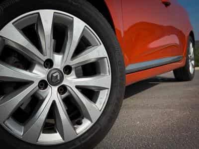 Renault Clio Intens dCi 115 (2020) - Photo 10