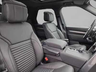 Land-Rover Discovery (2023) - Photo 3