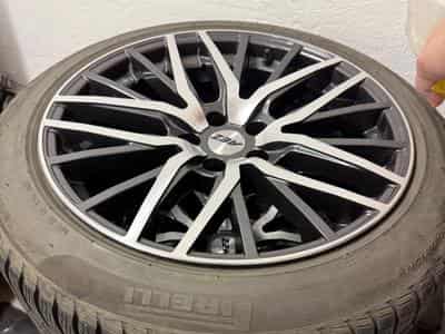 Felgen und Reifen – 19 - Foto 1