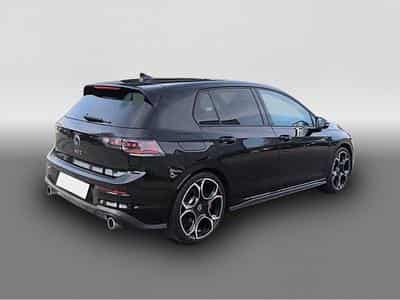 VW Golf (2024) - Photo 7