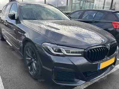 BMW 530 xDrive Touring - Kit M (2022) - Foto 4