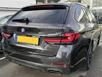 BMW 530 xDrive Touring - Kit M (2022) - Foto 6