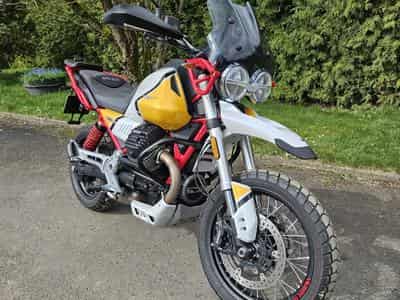 Moto Guzzi V85 TT (2019) - Photo 1