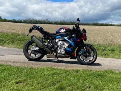 BMW M M 1000 R compétition (2023) - Foto 1