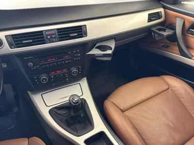 BMW 320 d Touring (2012) - Photo 9