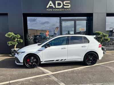 VW GTI CLUBSPORT 2.0L 300CV (2023) - Photo 2