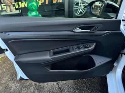 VW GTI CLUBSPORT 2.0L 300CV (2023) - Photo 9