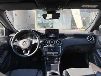 Mercedes A 180 (2018) - Foto 9