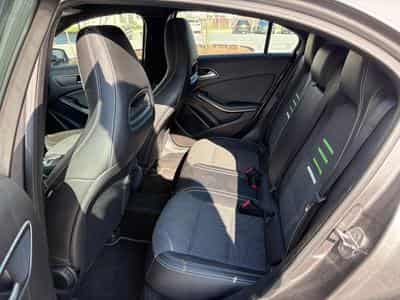 Mercedes A 180 (2018) - Foto 8