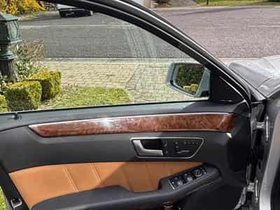 Mercedes E 500 AMG (2011) - Photo 9