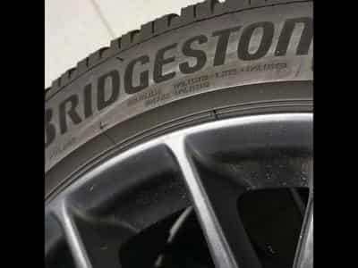 Felgen und Reifen – 17 - Foto 1