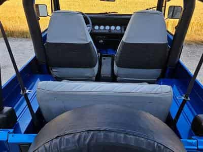 Jeep Wrangler YJ (1993) - Photo 8