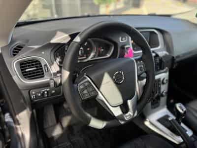 Volvo V40 D2 INSCRIPTION 2.0L 120CV (2017) - Foto 4