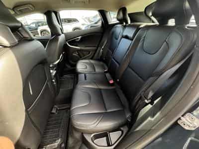 Volvo V40 D2 INSCRIPTION 2.0L 120CV (2017) - Foto 9