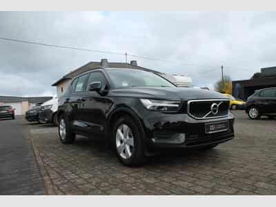 Volvo XC40 T2 Momentum Core (2022) - Photo 1