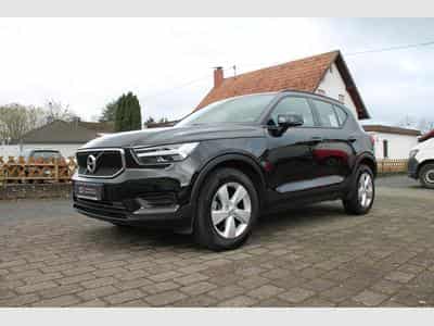 Volvo XC40 T2 Momentum Core (2022) - Photo 3