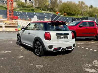 Mini Cooper John Cooper Works 231 Aut. PANO/CAM/CARPLAY (2019) - Photo 4