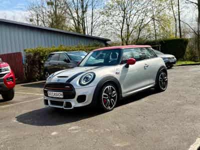 Mini Cooper John Cooper Works 231 Aut. PANO/CAM/CARPLAY (2019) - Photo 3