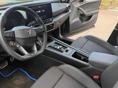 Cupra Formentor VZ 4Drive 2.0 TSI DSG / Beats Sound (2024) - Photo 6