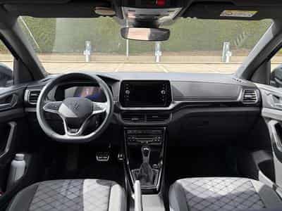 VW T-Cross R-Line (2024) - Photo 9