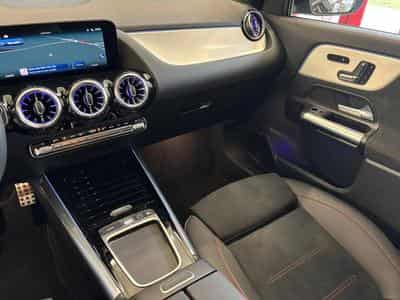 Mercedes GLA 180 AMG-Line (2025) - Photo 9