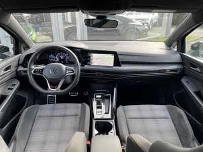 VW Golf 8 GTI 2.0 TSI DSG7 (2024) - Photo 13
