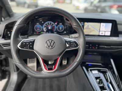 VW Golf 8 GTI 2.0 TSI DSG7 (2024) - Photo 8