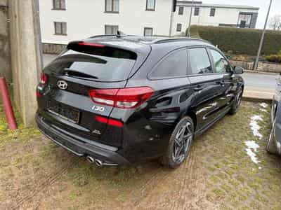 Hyundai i30 N-Line 1.5 T-GDI mHEV DCT (2025) - Photo 5