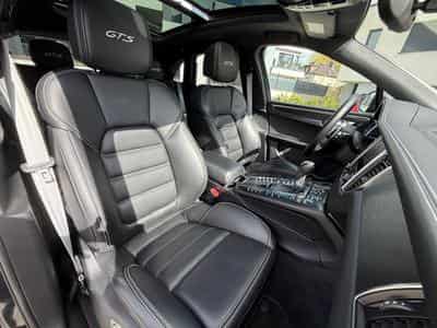 Porsche Macan GTS 3.0 PDK PACK SPORT CHRONO 360 PS (2018) - Foto 9
