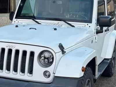 Jeep Wrangler Sahara (2017) - Foto 2