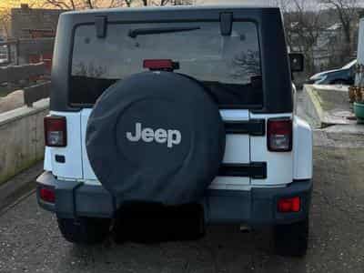 Jeep Wrangler Sahara (2017) - Foto 3