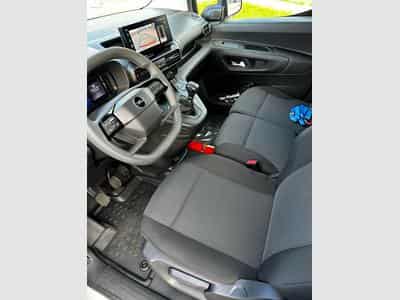 Opel Combo L2H1 HEAVY 1.5TURBO D (2025) - Photo 3